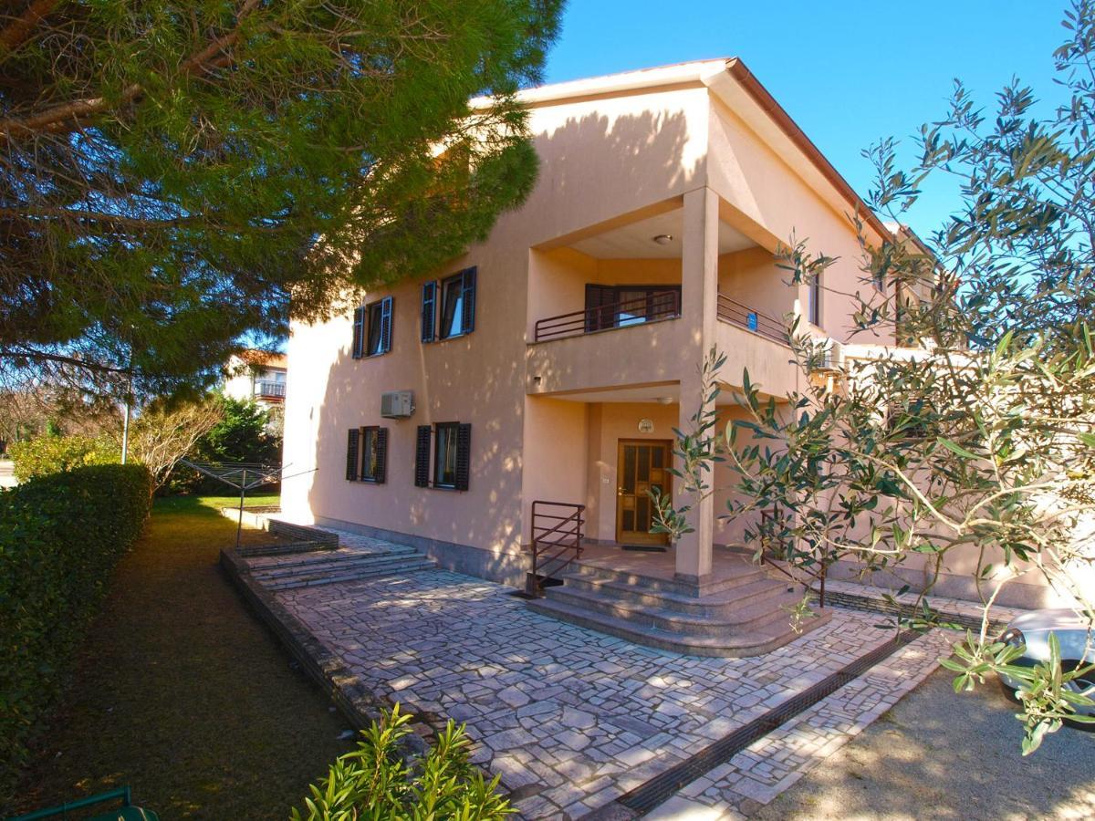 Apartment Josip 2011 Fažana エクステリア 写真