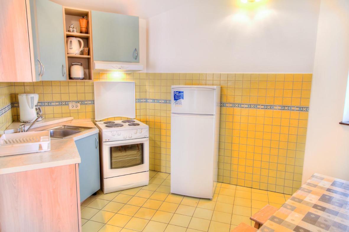 Apartment Josip 2011 Fažana エクステリア 写真